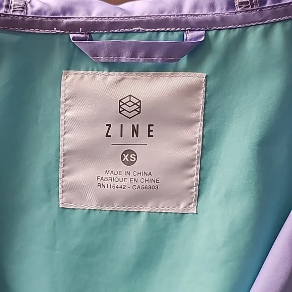 Windbreaker jacket - Picture 4 of 6